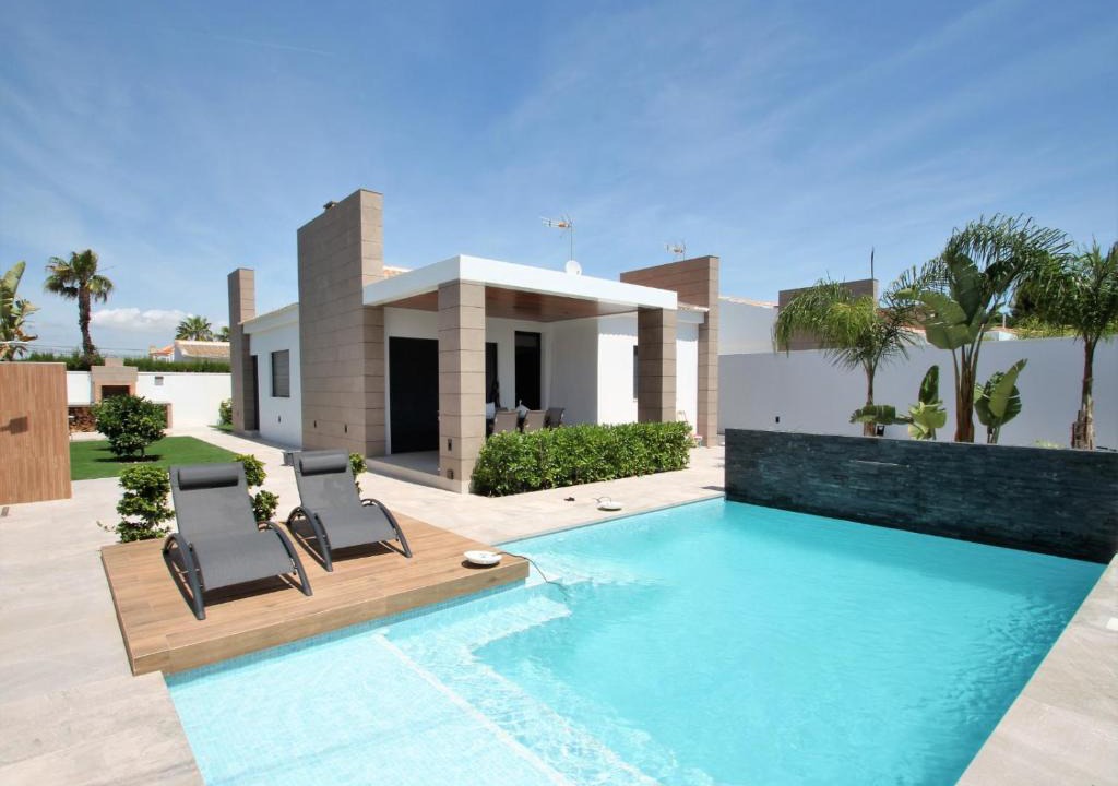 La Siesta Villa | Luxury Villa