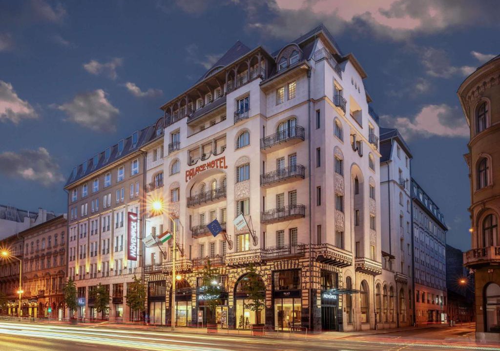 Nepszinhaz negyed Hotel | Mövenpick Hotel Budapest Centre