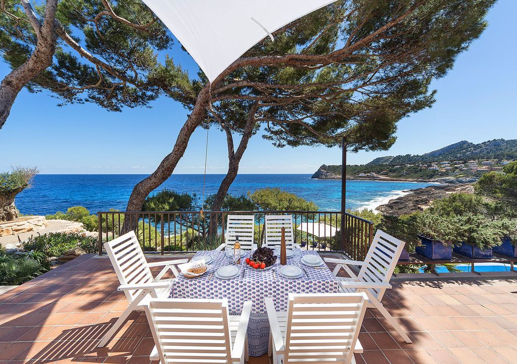 Provensals House | Mallorca front line property direct access to sea