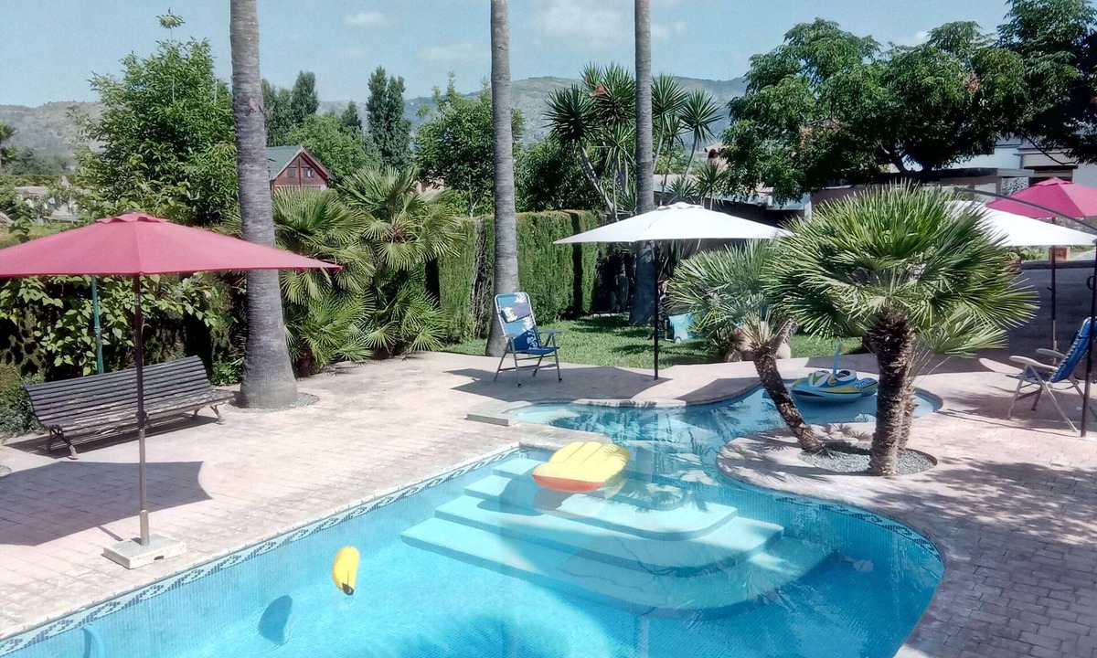 Castello de la Plana Cottage | Mapagog: CASA PIXAVI, Surrounded by orange trees between the mountains and the beach