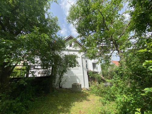 Mencshely House | MencsVár