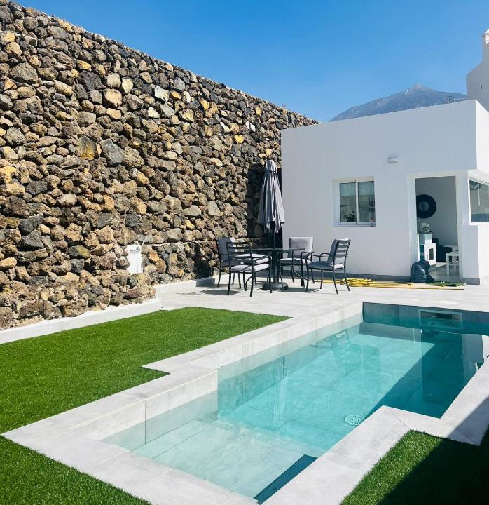La Mancha Villa | Mireya home
