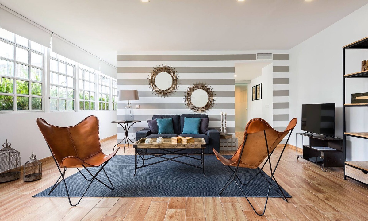 Santa Catalina Apartment | Modern and Spacious Loft in a Tranquil Location. San Leandro