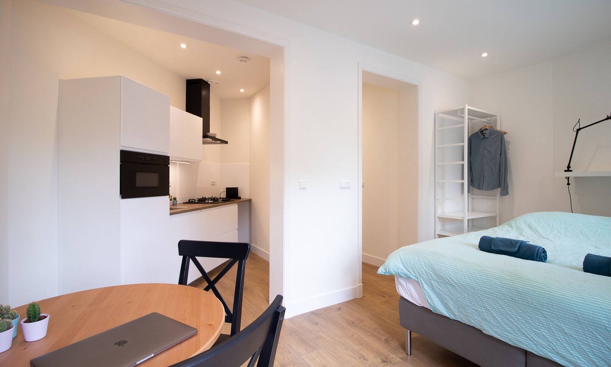 The Hague Apartment | Modern studio with terrace