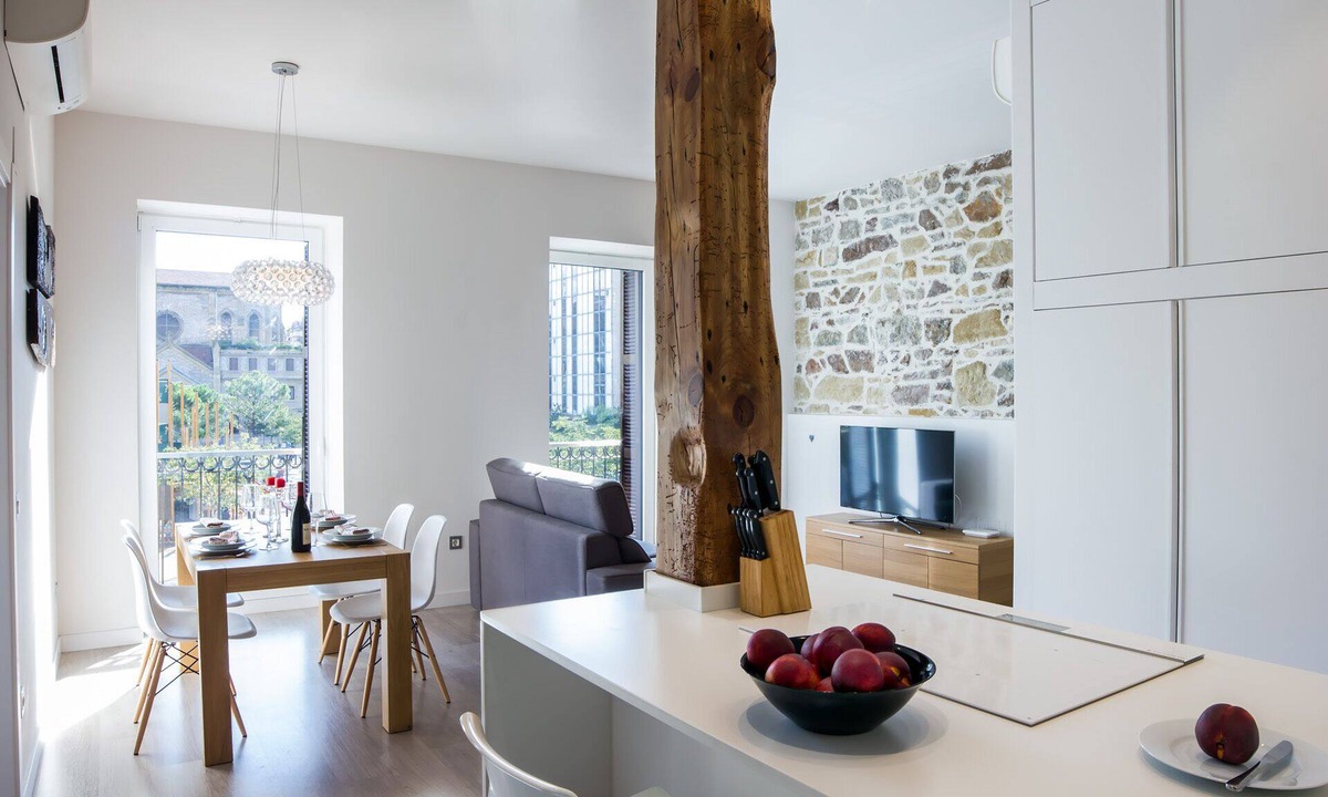 Gros Apartment | Nice apartment for 4 people in the centre near the beach. WI-FI and AC.