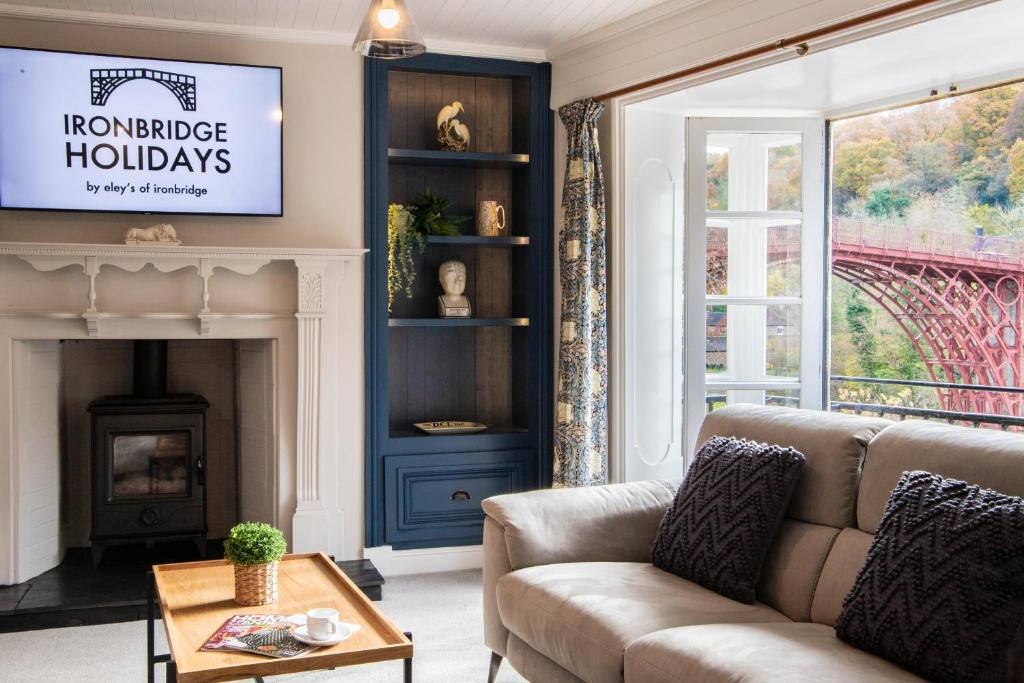 Ironbridge Apartment | Number Six