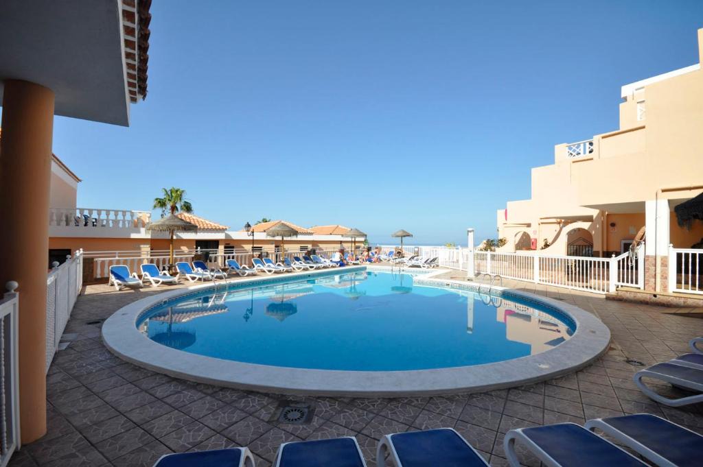 Costa Adeje Apartment | Paradise Court 26 WiFi Pool
