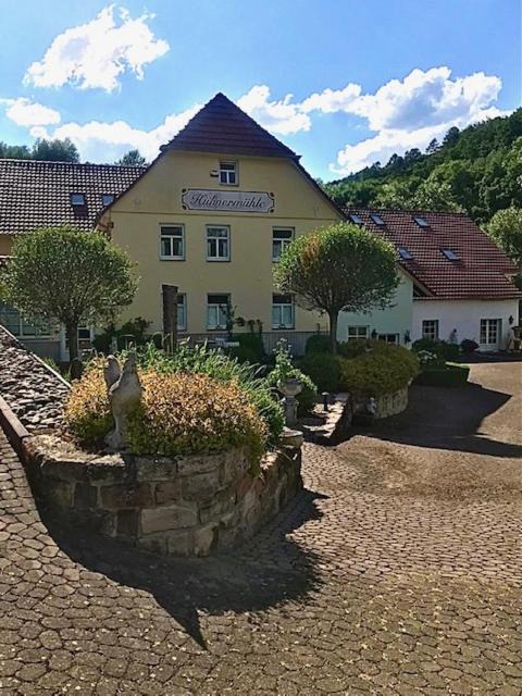 Volkerode Apartment | Pension Hühnermühle