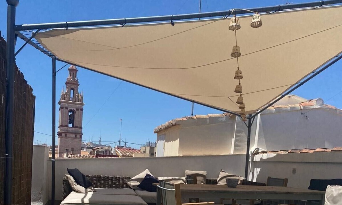 Ciutat Vella Apartment | Penthouse 10- 2 rooms Plaza del Negrito
