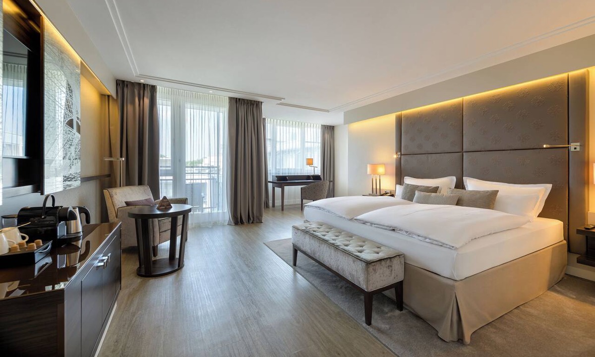 Alte Heide-Hirschau Hotel | Pullman Munich
