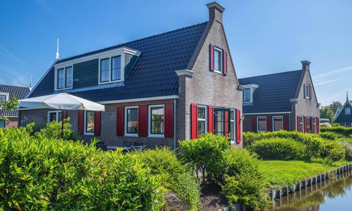 West-Graftdijk House | Quiet Countryside Villa Stay