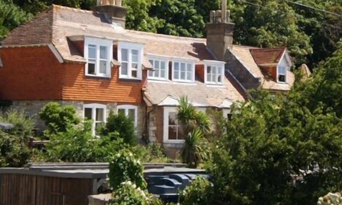 West Lulworth House | Rudds