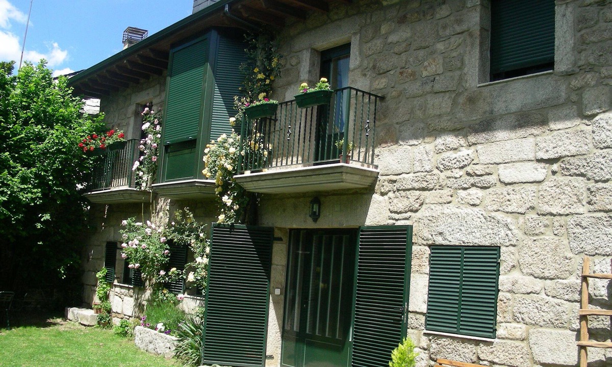 Sotillo de Sanabria Cottage | Rural house with two floors for 7 people