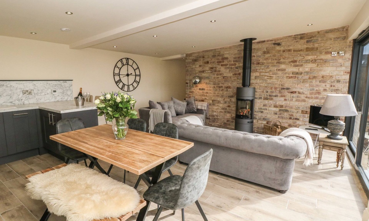 Fulford Cottage | Saddlers