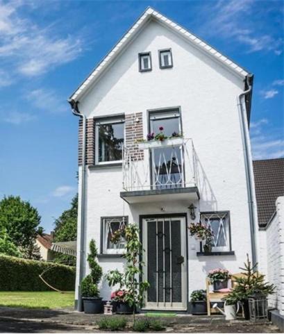 Seligenstadt House | Schönes Haus mit großem Garten