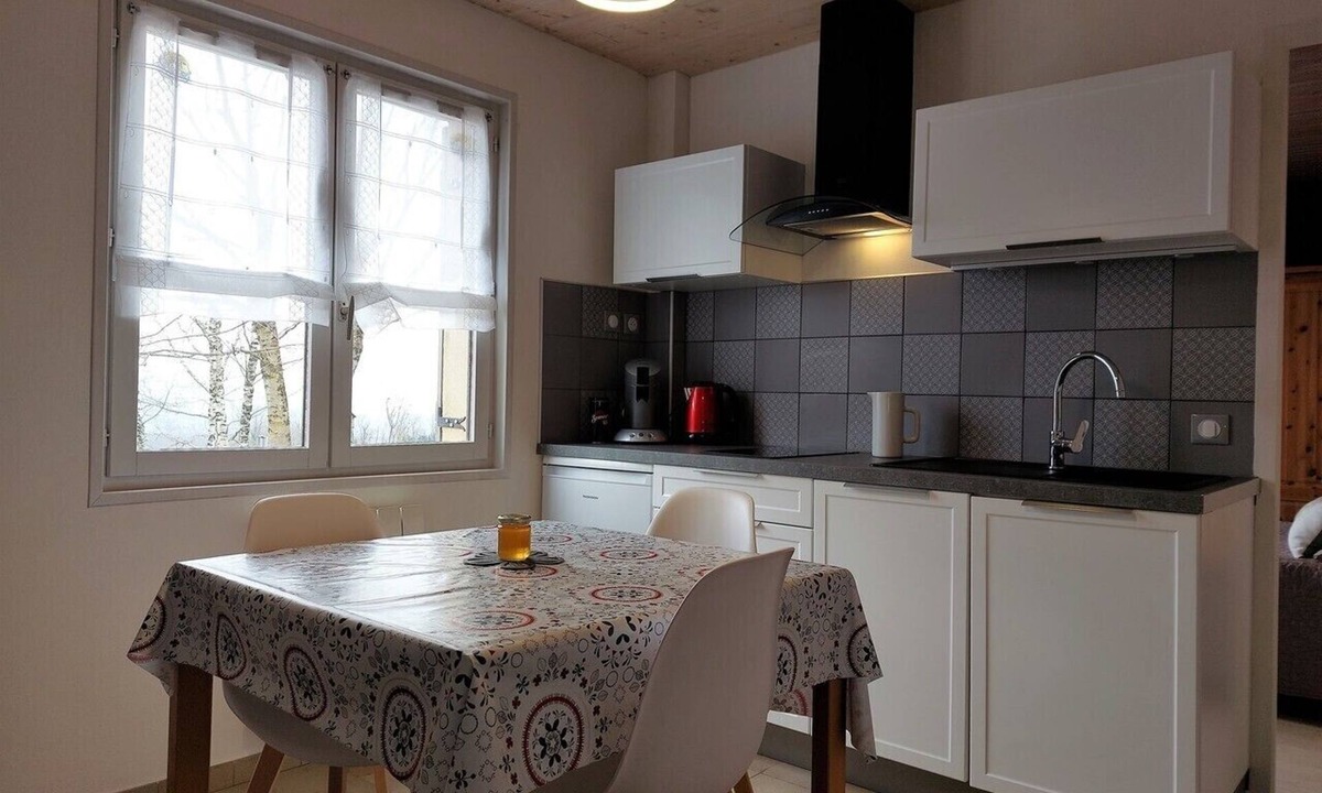 Montanges House | Se Ressourcer Dans les Montagnes du Jura