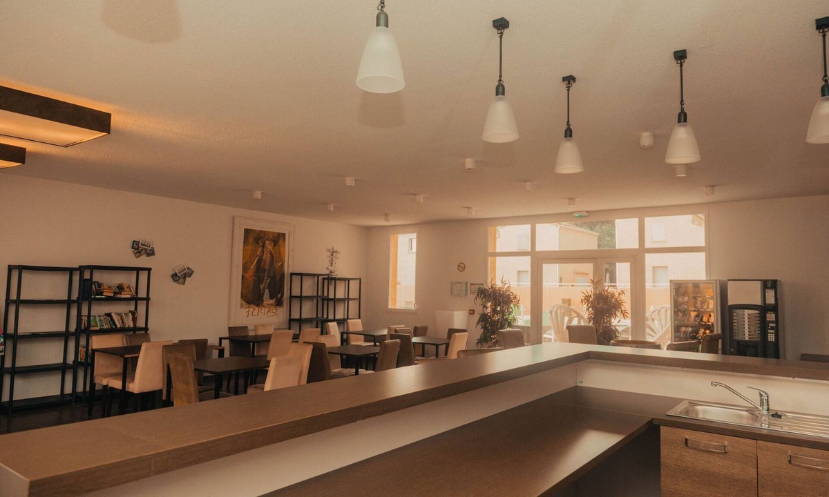 Saint-Christol House | Semi-detached home in the hinterlands of Languedoc