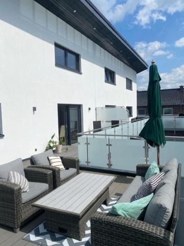 Region Hannover District Apartment | Staylight, Isernhagen Loft, Dachterrasse