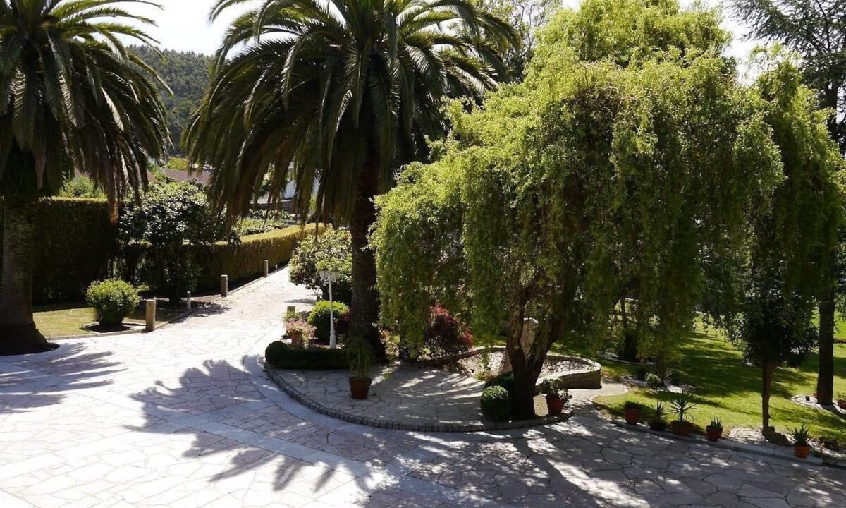 Vilanova Villa | stone chalet with pool and garden areas