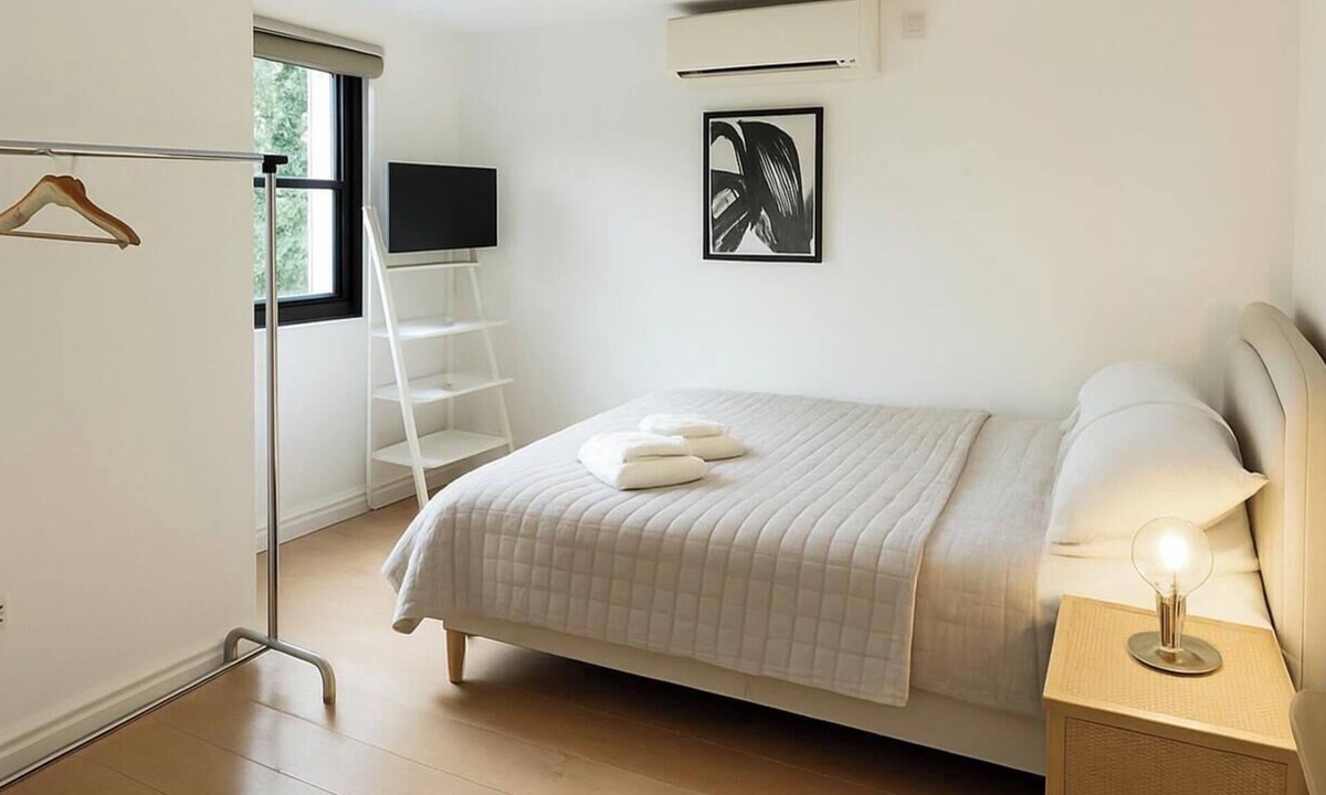 Cambridge Apartment | Studio Accommodation on Mill Road, Cambridge | Walk to City Centre & Station