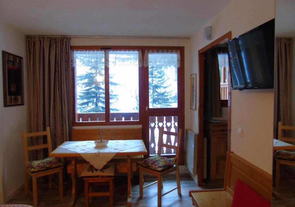 Valfrejus Apartment | Studio cosy 4 pers, proche télécabine & commerces - FR-1-561-42