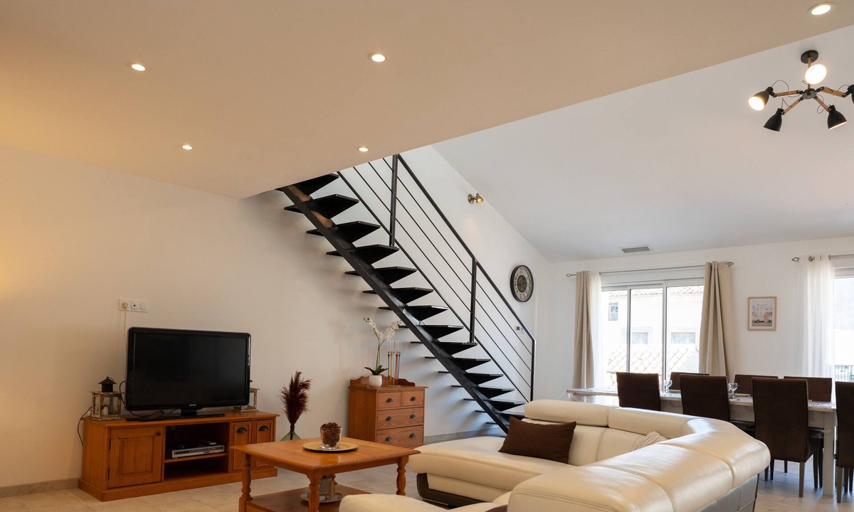 Vias Villa | Sublime Loft de 130m² climatisé au calme