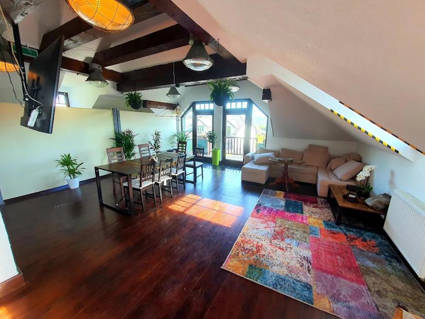Zabierzow Apartment | Suite Loft