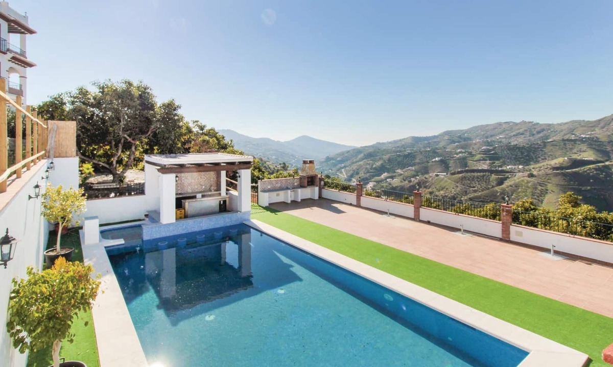 Canillas de Albaida House | This beautiful vacation home is located in a wonderful location in Canillas de Albaida in the provin