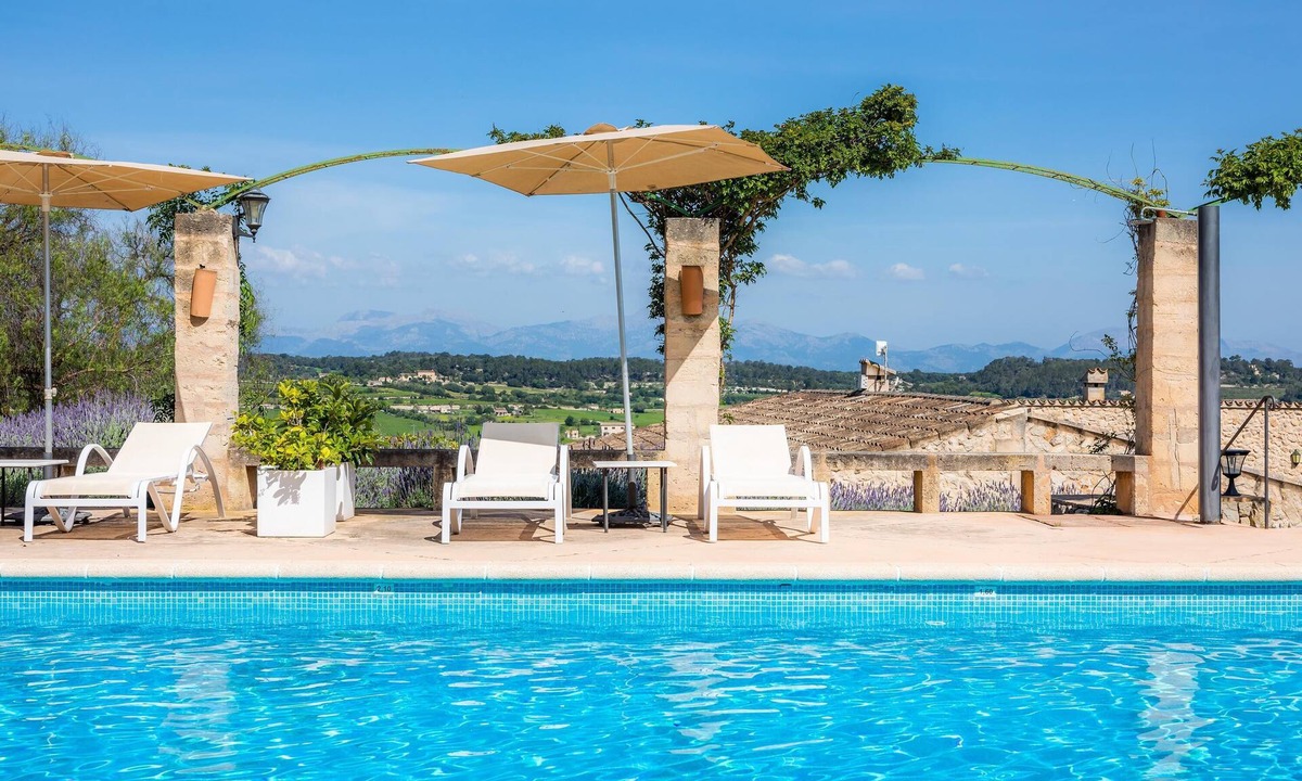 Lloret de Vistalegre House | Vacation Home "Sa Rota den Palerm 3" with Mountain View, Pool, Wi-Fi, Garden & Terrace
