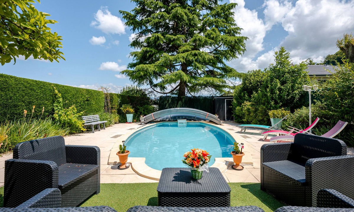Etercy Villa | Villa near the lake, with mountain views, private pool and Wi-Fi