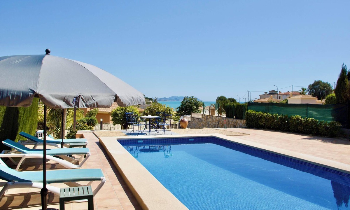 Coveta Fuma Villa | Villa Noma with Sea View, Pool, Garden & Wi-Fi