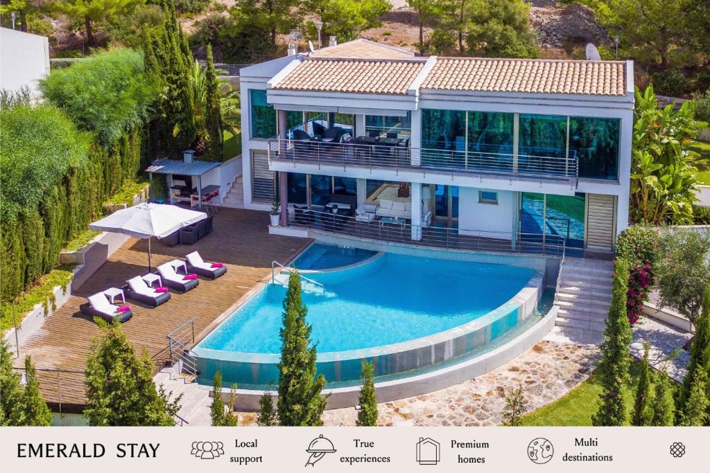Alcudia Villa | Villa Rockstar, Alcudia - by EMERALD STAY