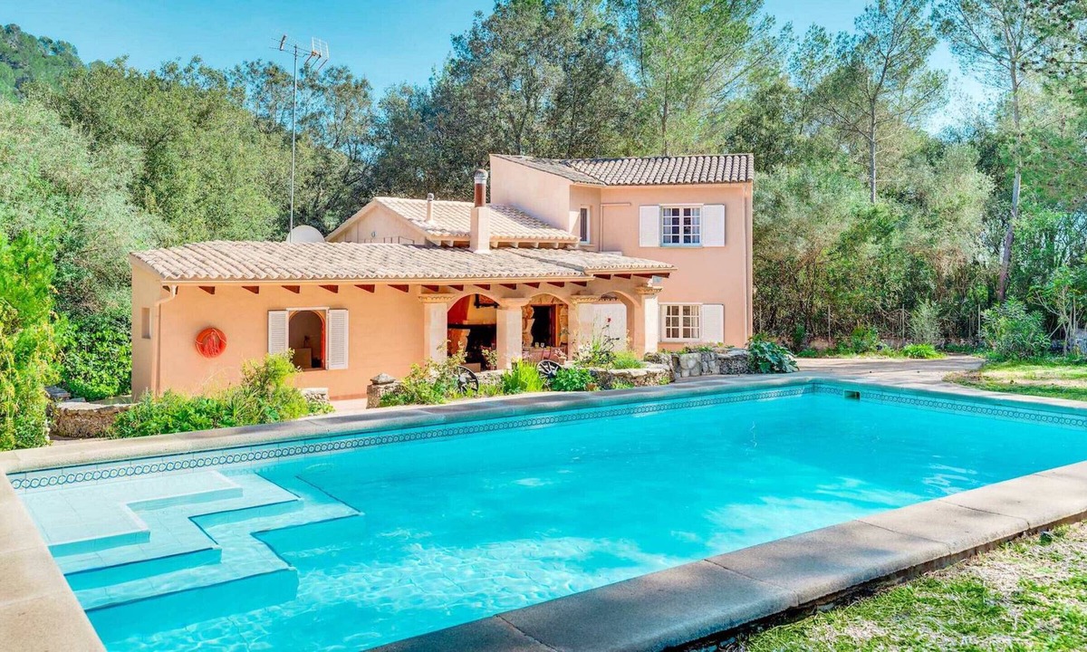 Crestatx Villa | Villa SON ESTEBAN for 6 with swimming pool surrounded by nature