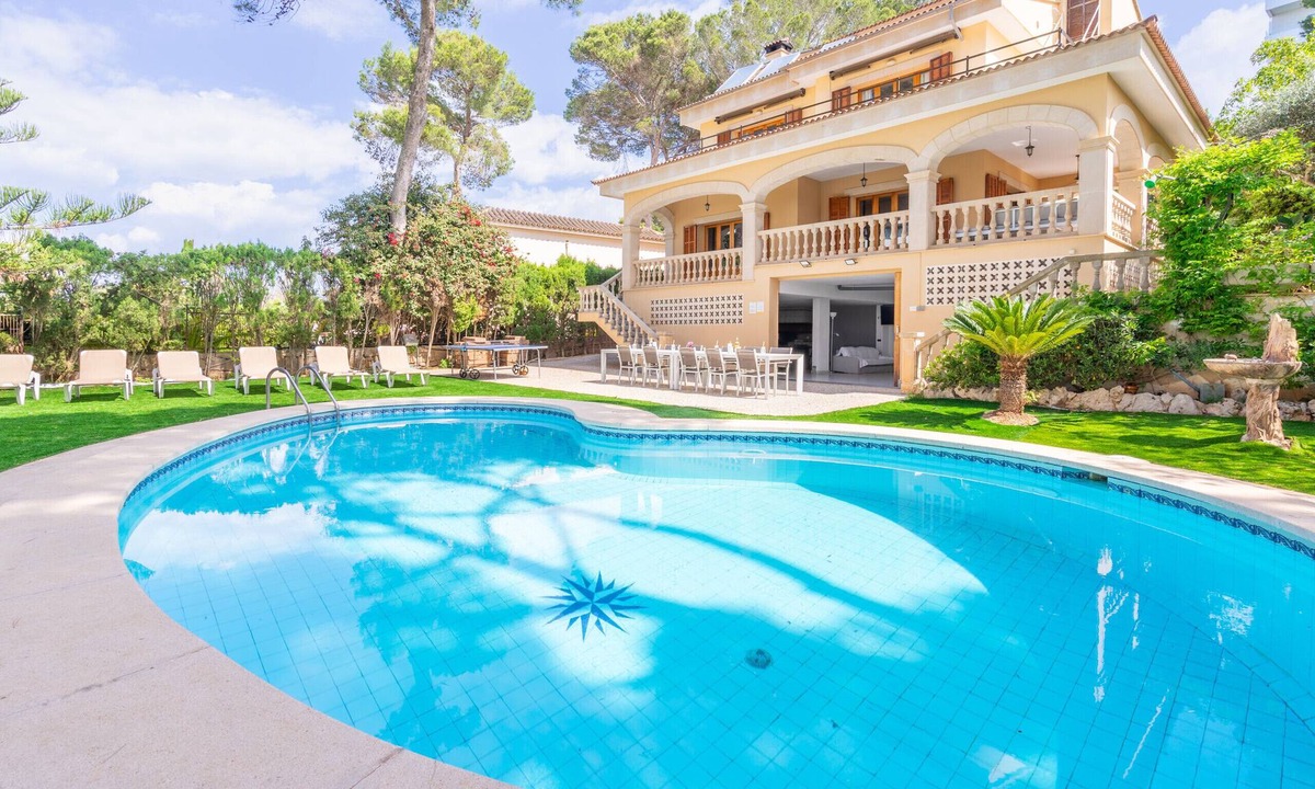 Ses Cadenes Villa | Villa Tossals - with private swimming pool