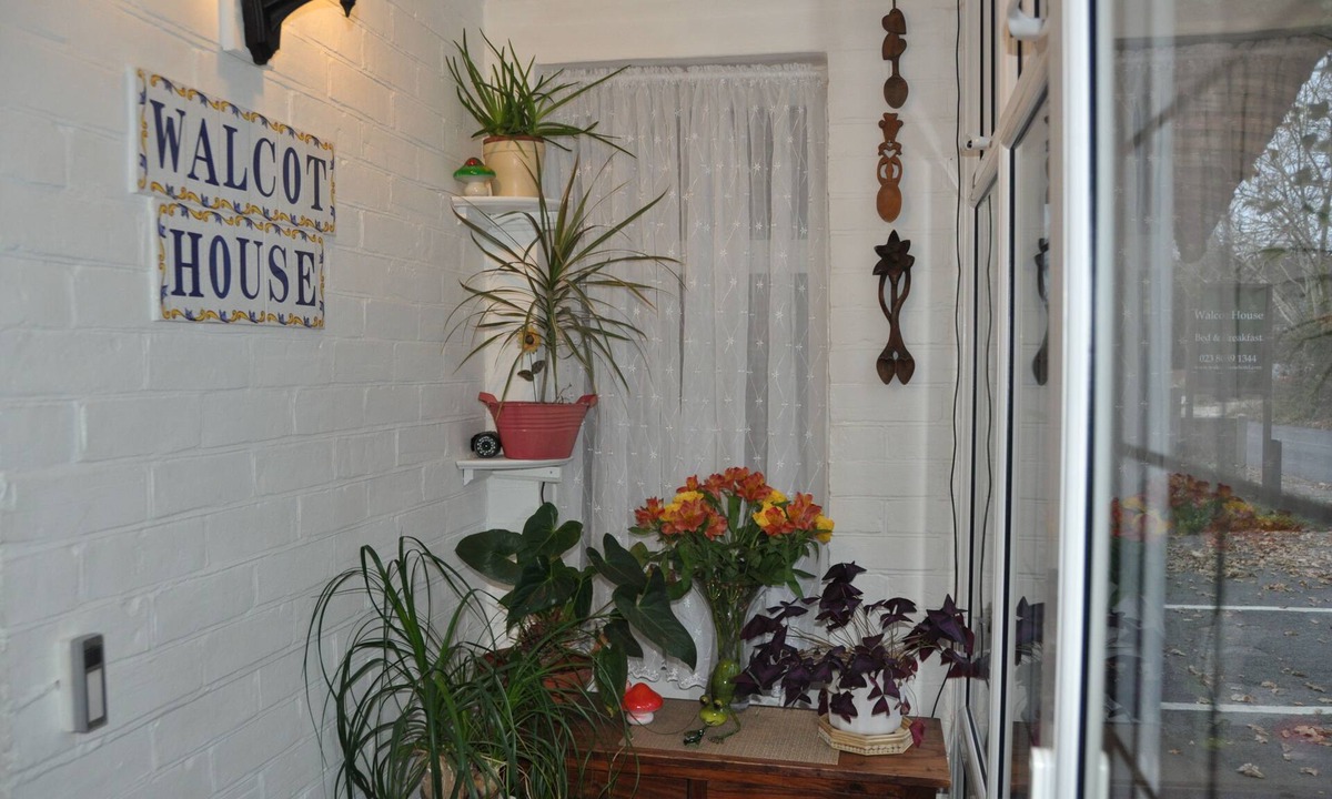 Blackfield House | Walcot House
