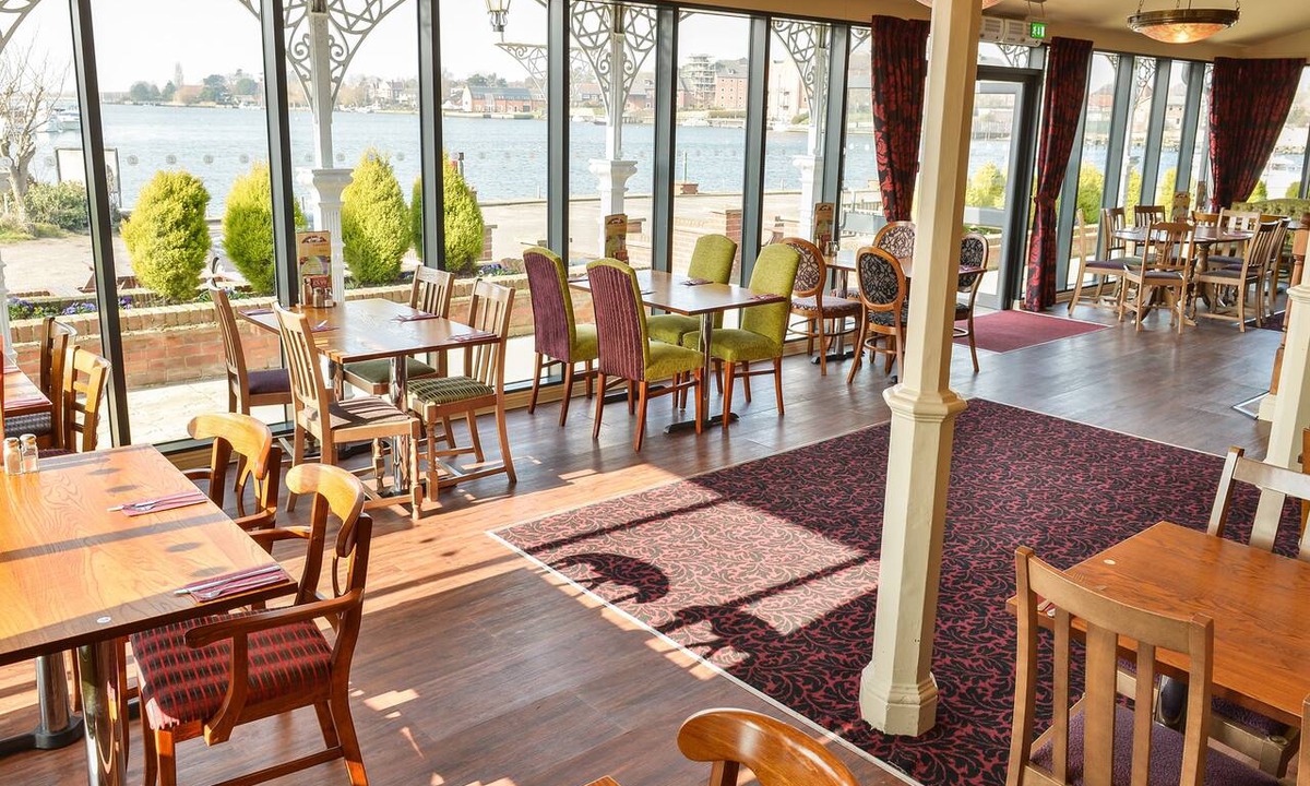 Lowestoft Hotel | Wherry Hotel