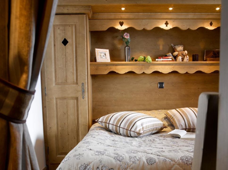 Les Menuires Apartment | Wifi, 50m from ski slopes, fitness, swimming pool, balcony, tv, ski locker, 35-40m², Les Menuires