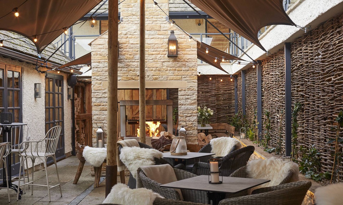 Ampney Crucis Hotel | Wild Thyme & Honey