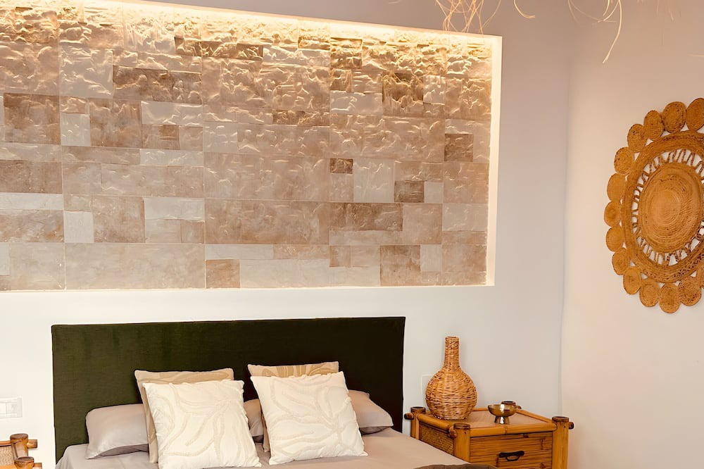 Tabayesco Apartment | 'Ye' Holidays with Shared Pool, Shared Terrace, and Wi-Fi