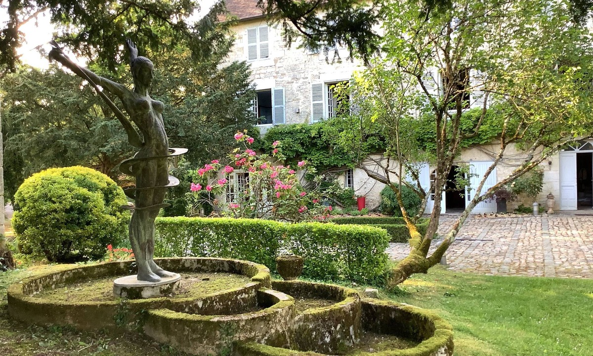 Buffard House | Your own private paradise of charm, elegance and activity.