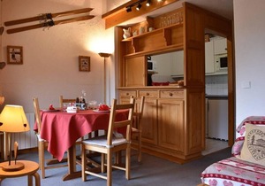 150m from ski lifts, 1st floor, balcony, ski locker, 65m², Méribel