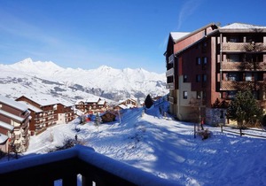 150m from ski slopes, 4th floor, balcony, tv, ski locker, 20m², Peisey-Vallandry