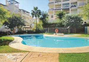 2 bedroom accommodation in San Luis de Sabinillas