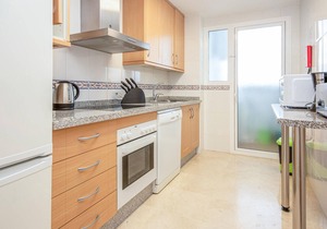 2 bedroom accommodation in San Luis de Sabinillas