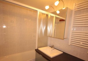 250m from ski slopes, 3rd floor, view street, balcony, tv, ski locker, 50m², Les Saisies