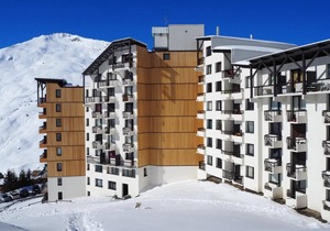 2nd floor, balcony, tv, ski locker, 24m², Les Menuires