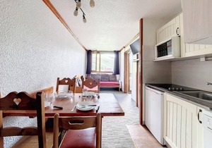 2nd floor, tv, ski locker, 24m², Les Menuires