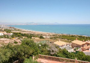 3 Bedroom Nice Apartment In Santa Pola