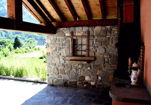 3-room cabin sleeps 6 3* south-facing
