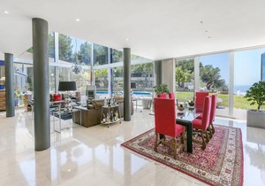 396 m² Villa ∙ 4 bedrooms ∙ 8 guests